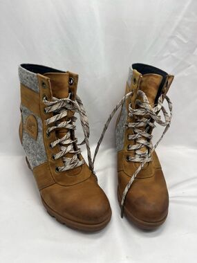 Sorel Brown Distressed Leather and Gray Felt Lexie Wedge Boots